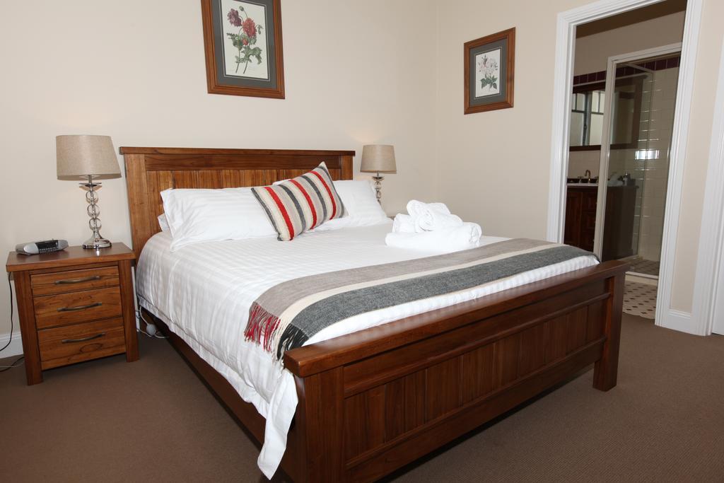 House On The Hill Bed And Breakfast Huonville Ruang foto